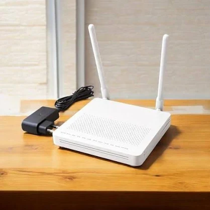 XPON Optical Network Unit with power adapter
